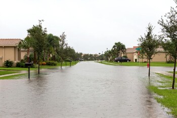 Flood Damage Restoration in Gainesville, Virginia by Flood Crew LLC